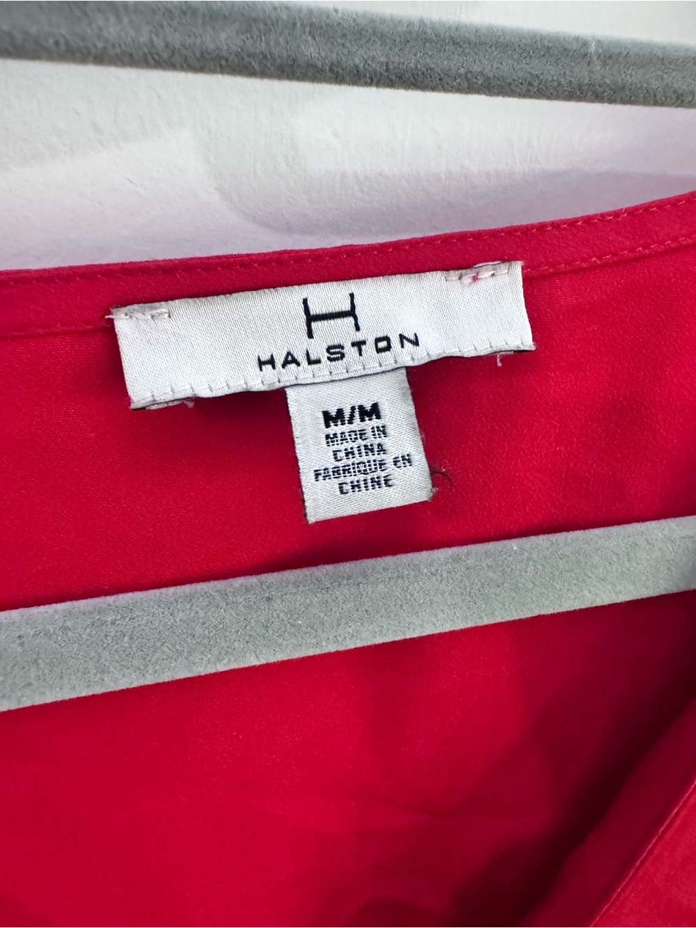 H Halston Red V Neck Shift Dress Medium Pleated Front Short Sleeve Pockets - Picture 3 of 8